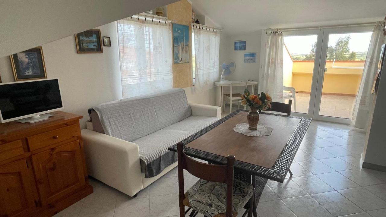 La Mansarda Bed and Breakfast Biancareddu Buitenkant foto